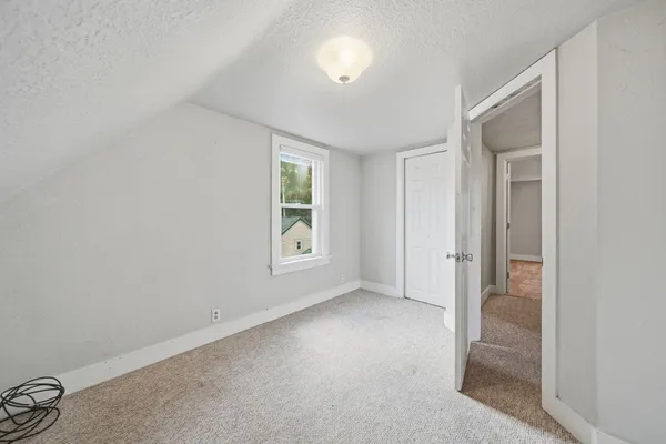 $169,900 | 208 Thorpe Drive, Jackson, MI 49203