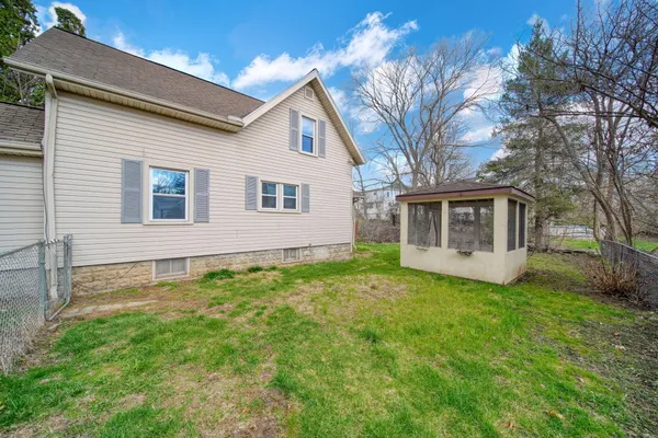 $169,900 | 208 Thorpe Drive, Jackson, MI 49203