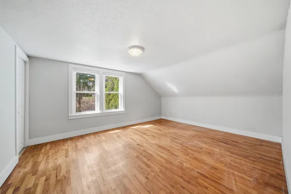 $169,900 | 208 Thorpe Drive, Jackson, MI 49203