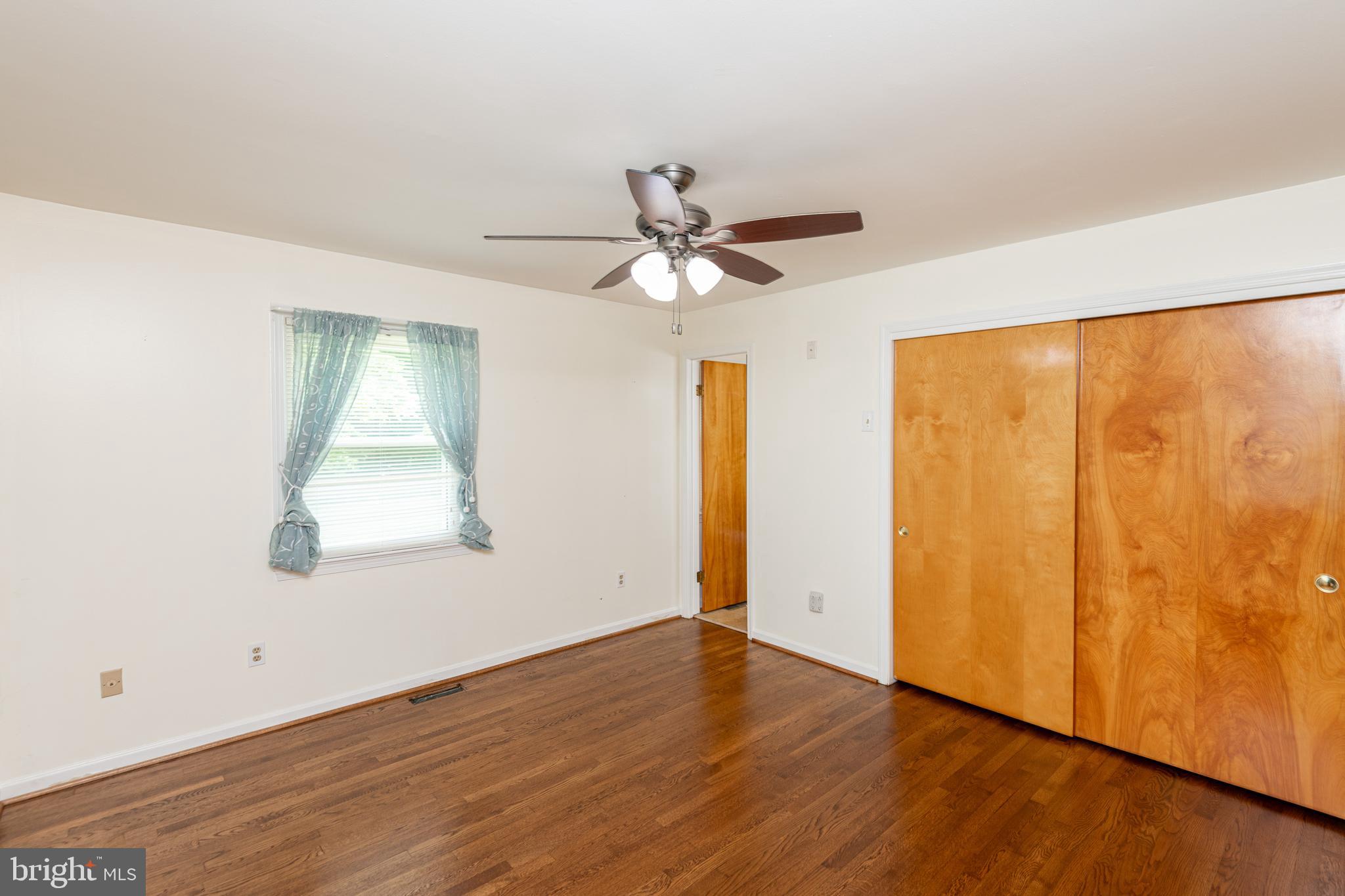 4054 Boteler Road Mount Airy, MD 21771 - Photo 14 of 31 Primary Bedroom