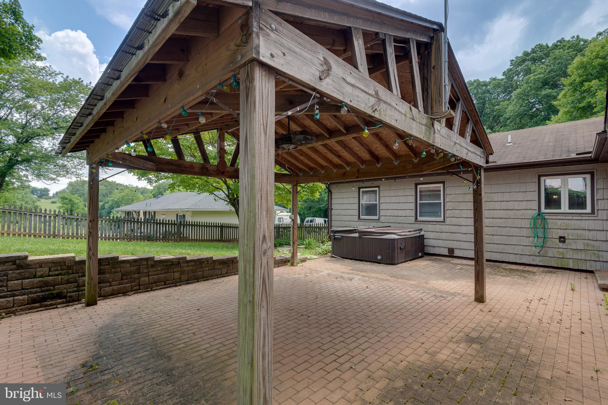 4054 Boteler Road Mount Airy, MD 21771 - Photo 29 of 31 Patio