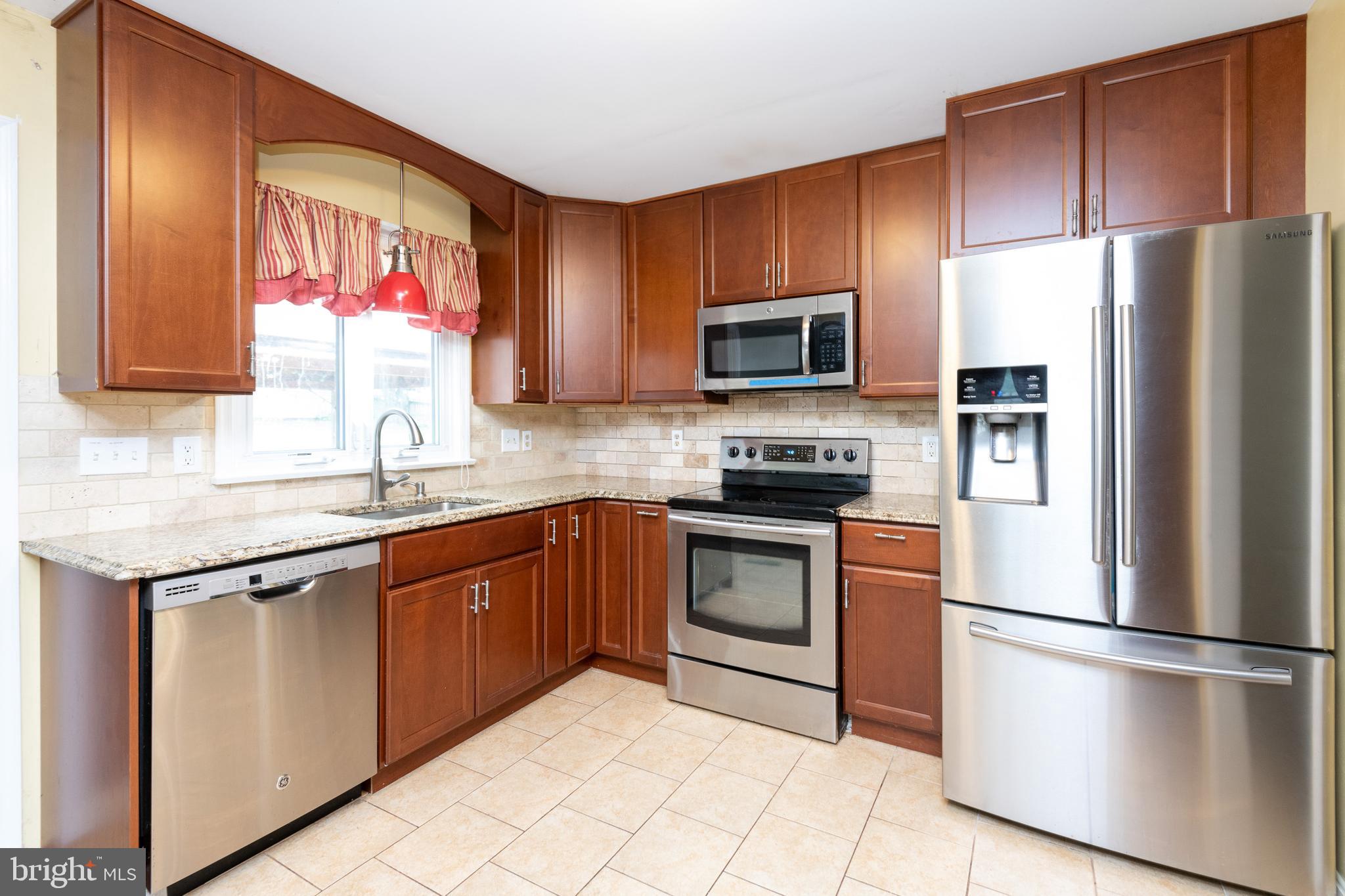 4054 Boteler Road Mount Airy, MD 21771 - Photo 9 of 31 Kitchen