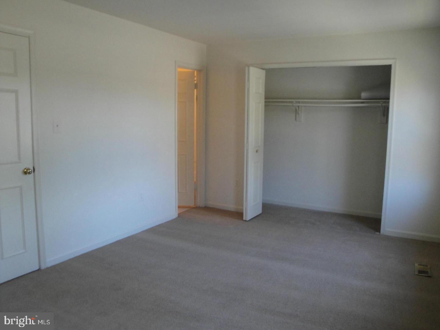 8029 Edinburgh Drive Springfield, VA 22153 - Photo 17 of 24