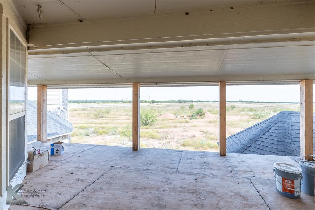 8773 West Lake Road Abilene, TX 79601 - Photo 36 of 40 a view of an empty room and window