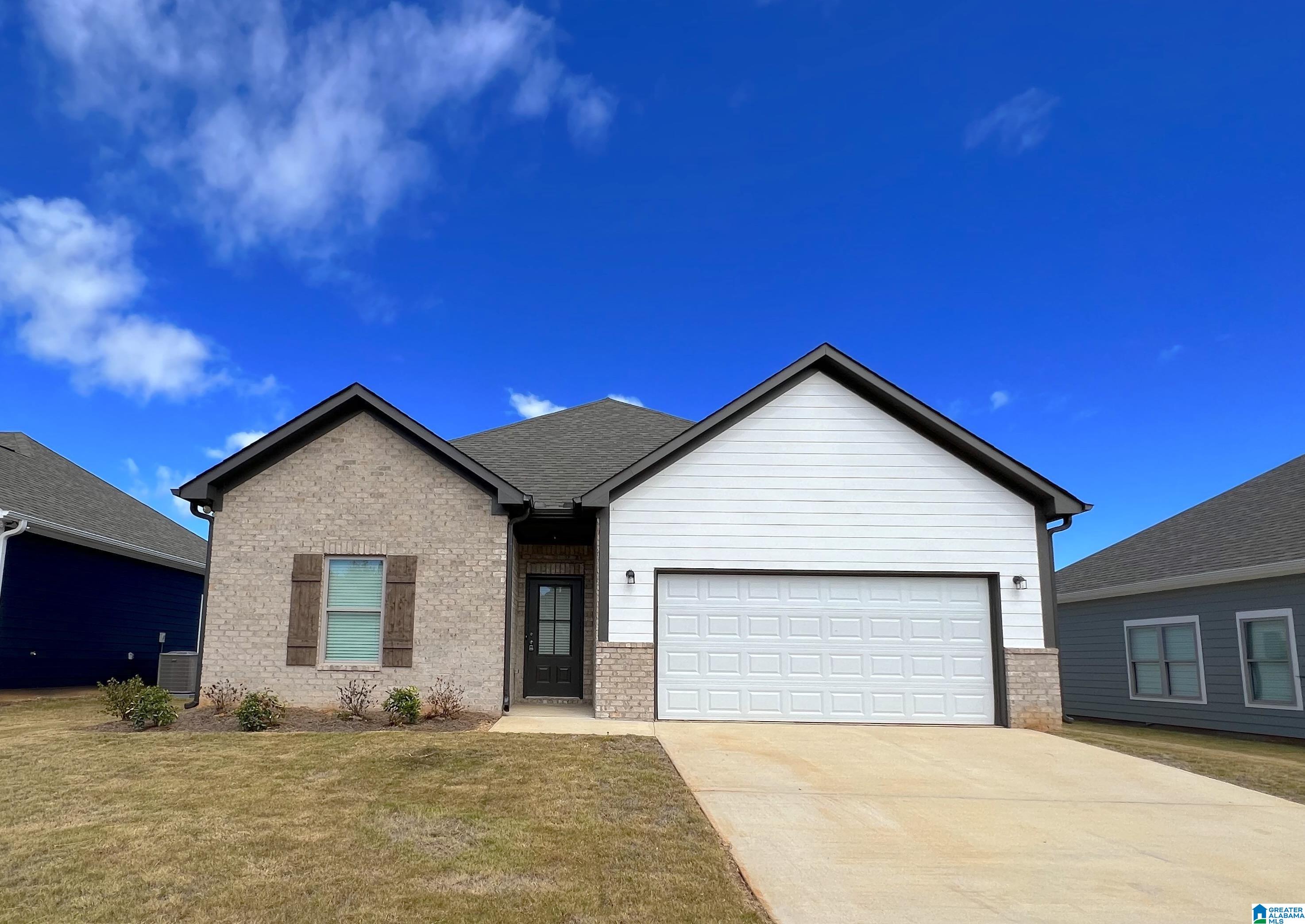 100 Avalon Way Clanton, AL 35045 - Photo 1 of 40
