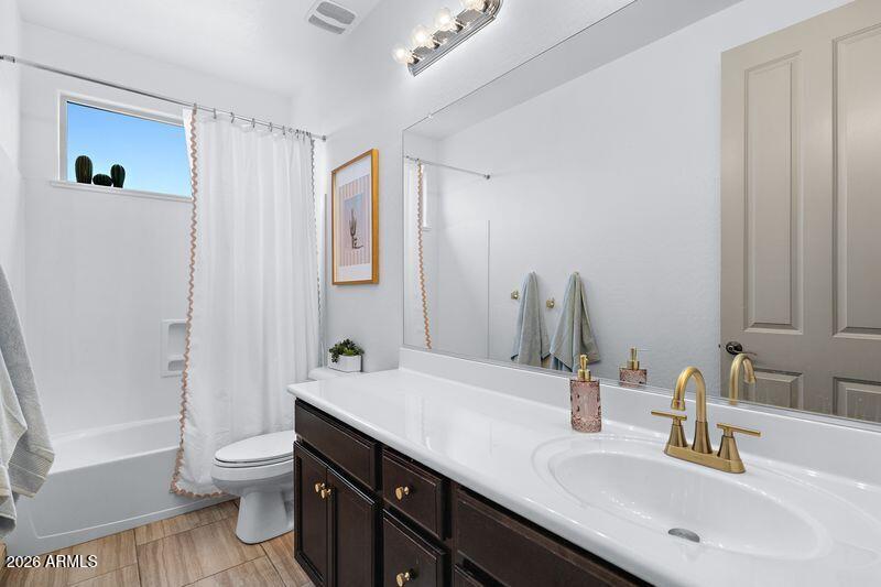 7871 South Stuart Avenue Gilbert, AZ 85298 - Photo 28 of 77 Bathroom #2