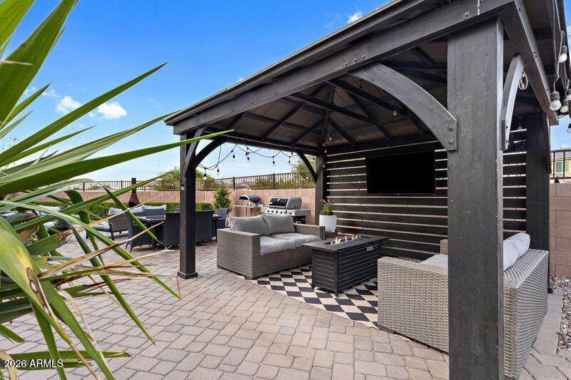 7871 South Stuart Avenue Gilbert, AZ 85298 - Photo 40 of 77 Backyard