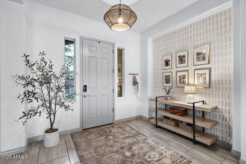 7871 South Stuart Avenue Gilbert, AZ 85298 - Photo 4 of 77 Entry Way