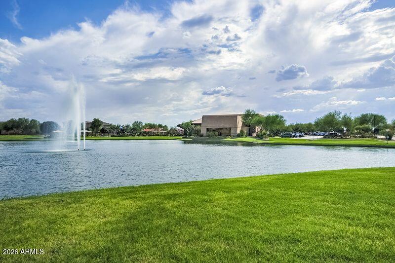 7871 South Stuart Avenue Gilbert, AZ 85298 - Photo 63 of 77 Community Lake
