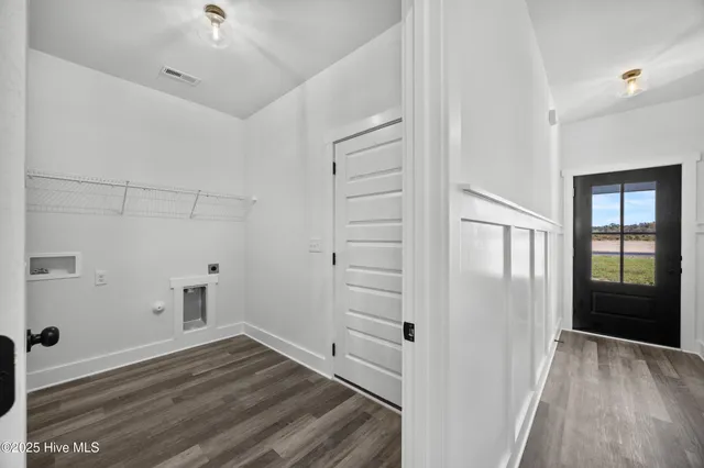 $295,000 | 1663 North Nc 111 Highway, Pink Hill, NC 28572