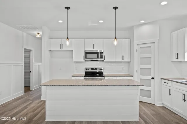 $295,000 | 1663 North Nc 111 Highway, Pink Hill, NC 28572