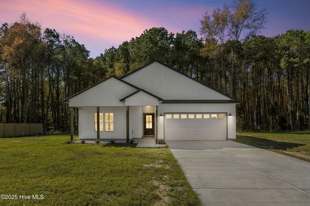 $295,000 | 1663 North Nc 111 Highway, Pink Hill, NC 28572