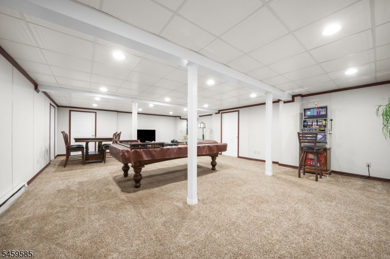 24 West Sunset Road Pequannock, NJ 07444 - Photo 34 of 47 Gallery Image 34