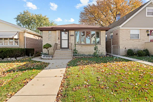 $380,000 | 4709 North Odell Avenue, Harwood Heights, IL 60706