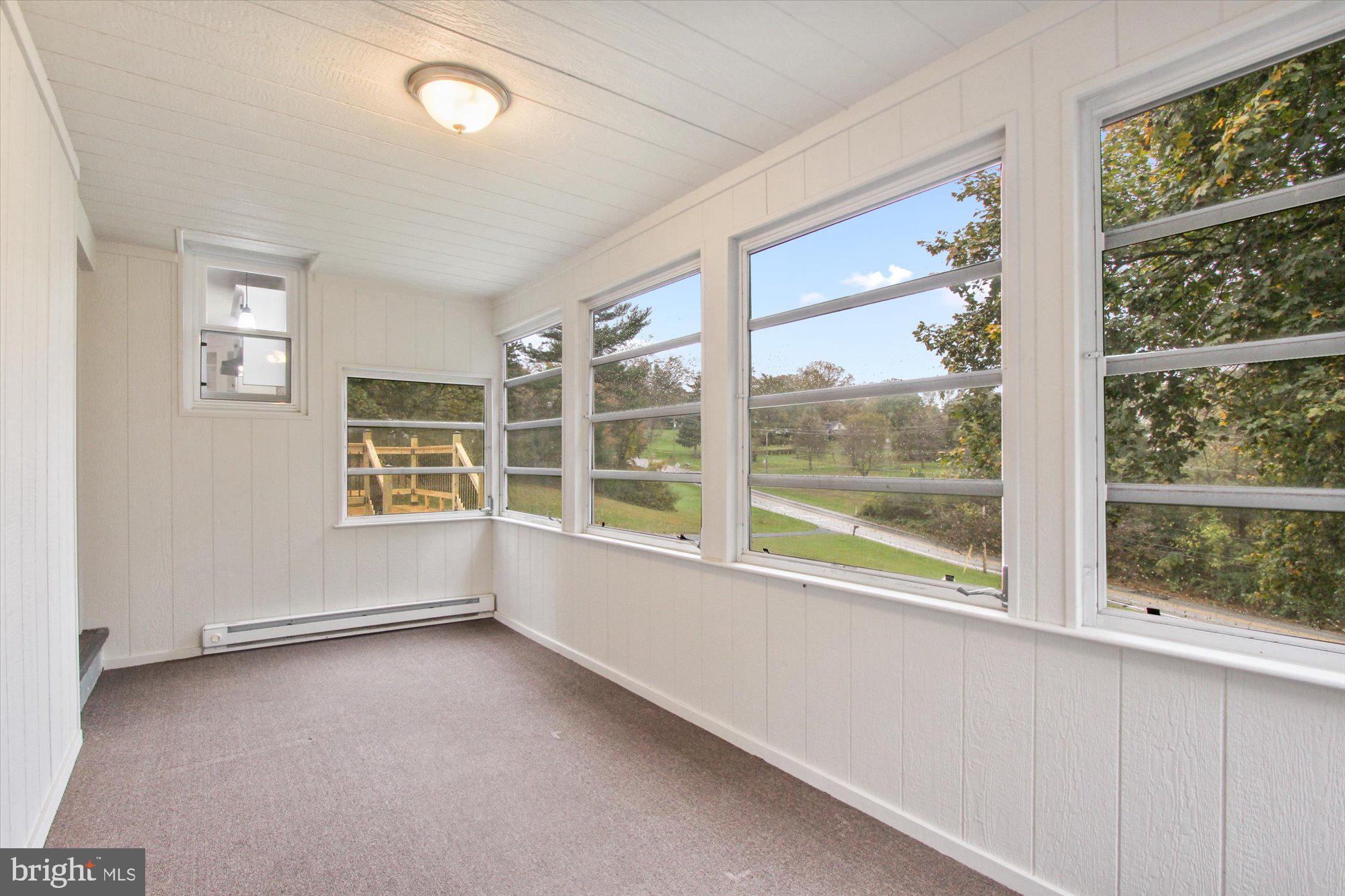 684 Valley Road York, PA 17403 - Photo 3 of 44 Gallery Image 3