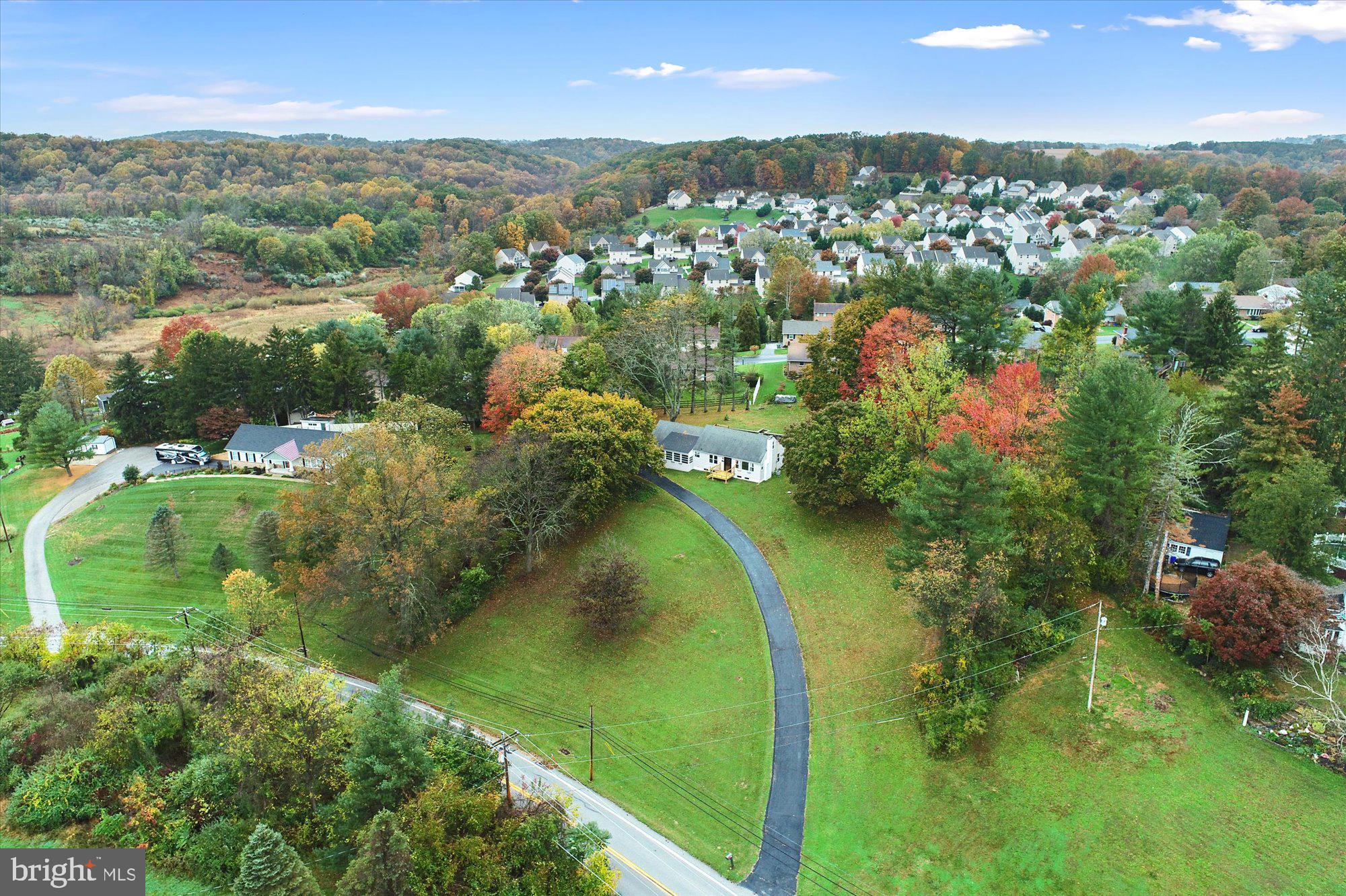 684 Valley Road York, PA 17403 - Photo 32 of 44 Gallery Image 32