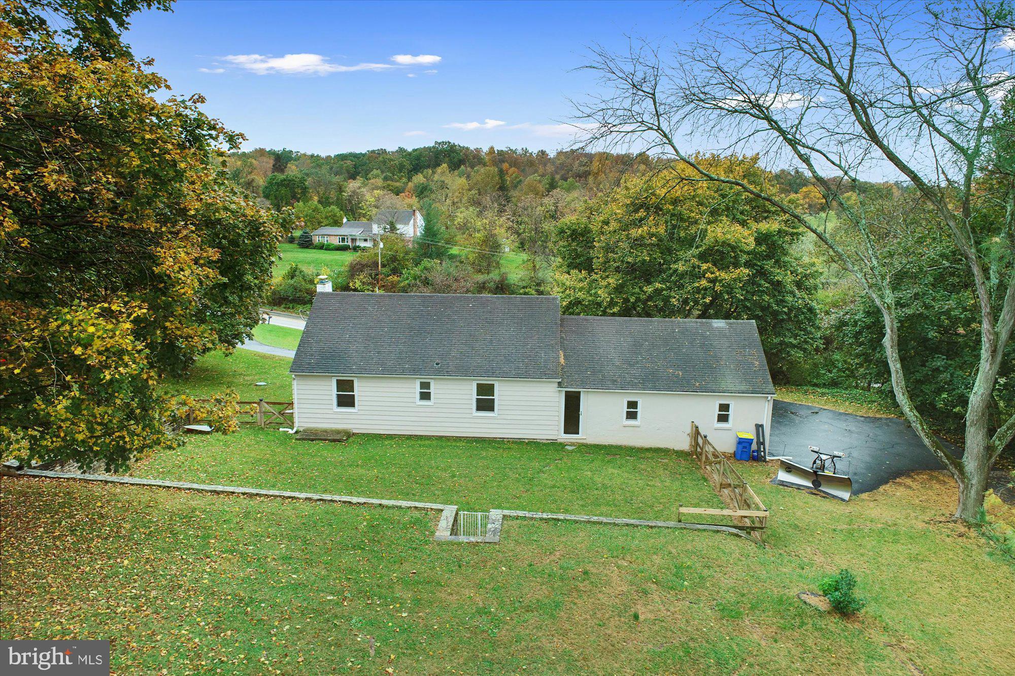 684 Valley Road York, PA 17403 - Photo 36 of 44 Gallery Image 36