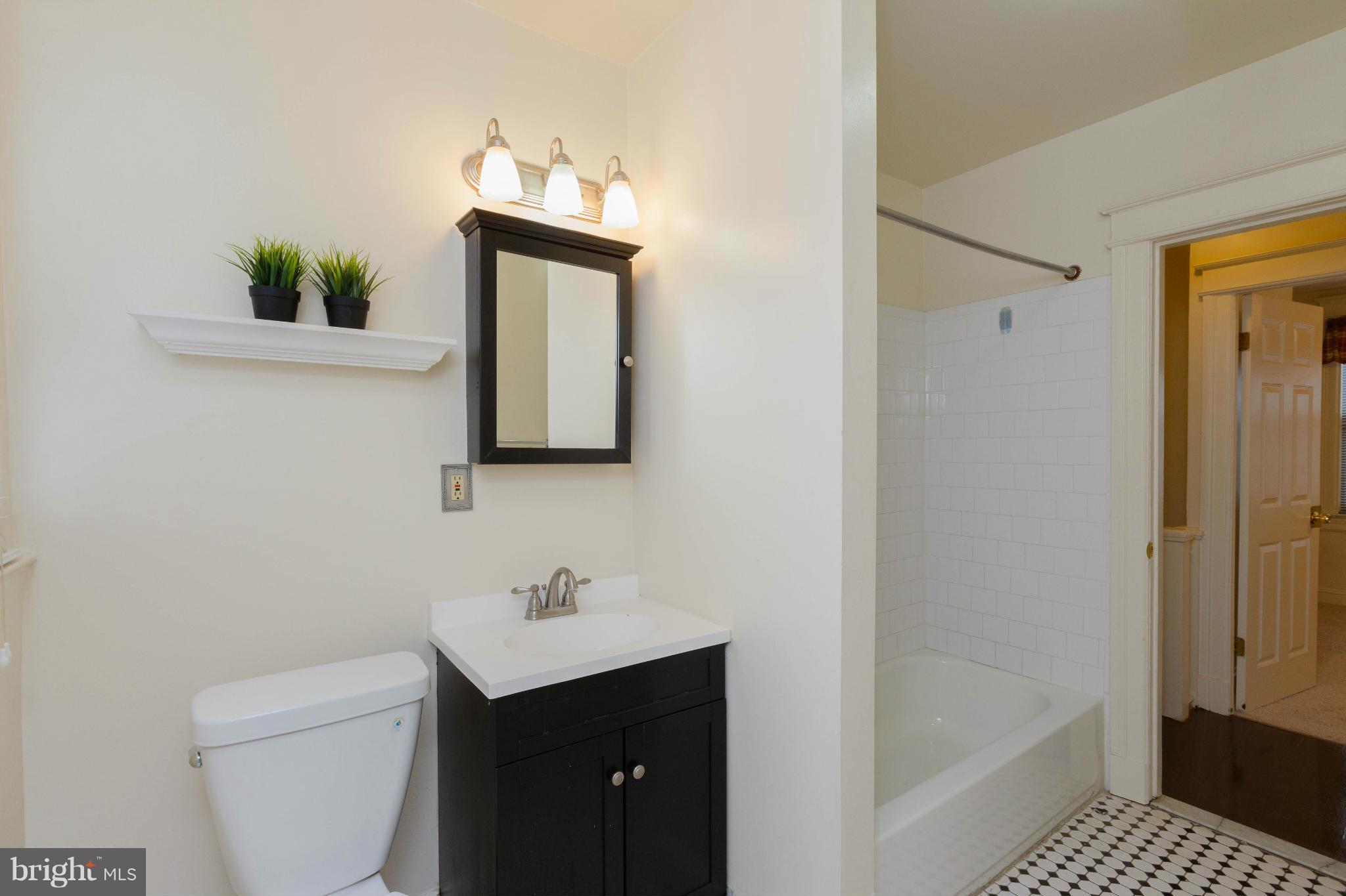 1439 Ridge Place Southeast Washington, DC 20020 - Photo 13 of 23 Bath