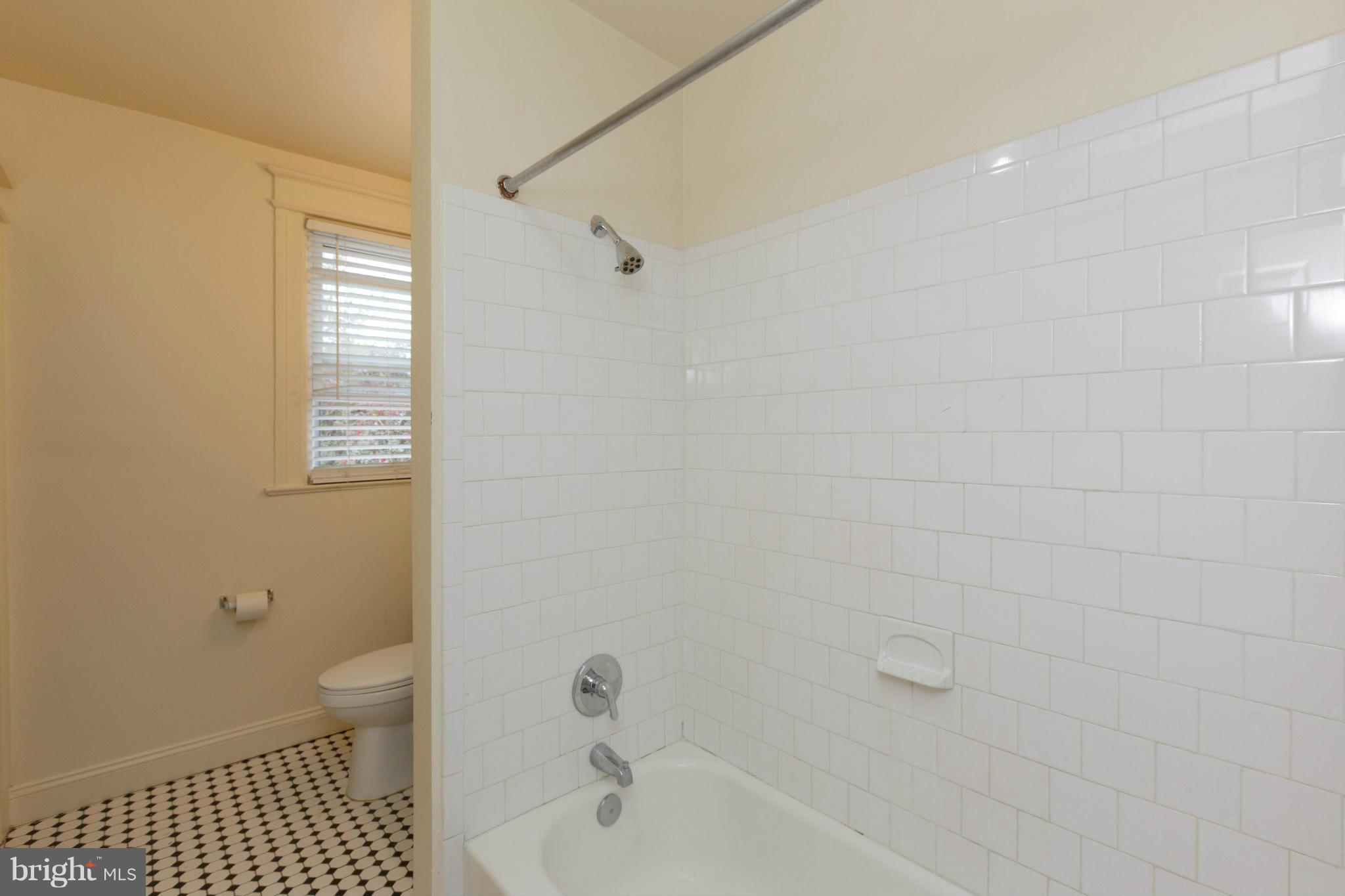 1439 Ridge Place Southeast Washington, DC 20020 - Photo 14 of 23 Bath