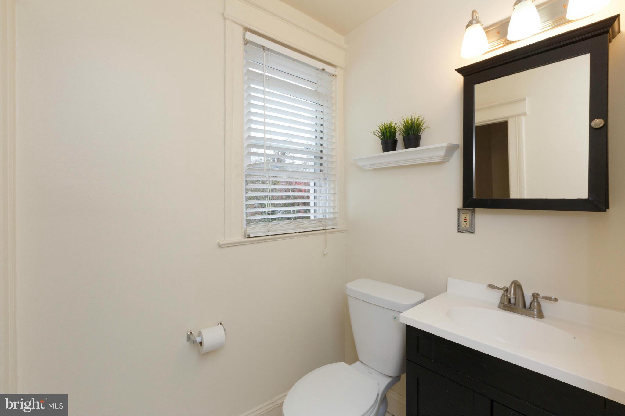 1439 Ridge Place Southeast Washington, DC 20020 - Photo 15 of 23 Bath