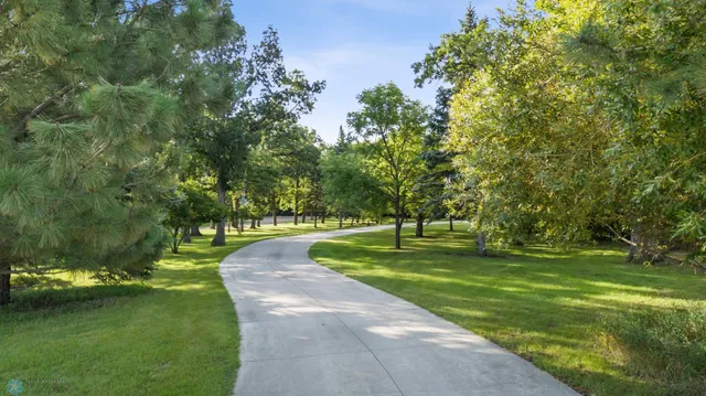 $64,900 | 6926 2nd Street Northwest, Moorhead, MN 56560