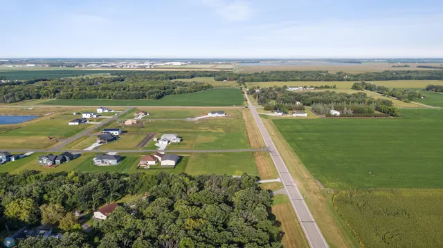 $64,900 | 6926 2nd Street Northwest, Moorhead, MN 56560