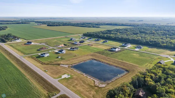 $64,900 | 6926 2nd Street Northwest, Moorhead, MN 56560