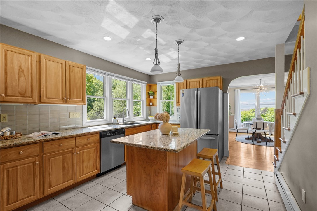 146 Alfred Drowne Road Barrington, RI 02806 - Photo 14 of 49