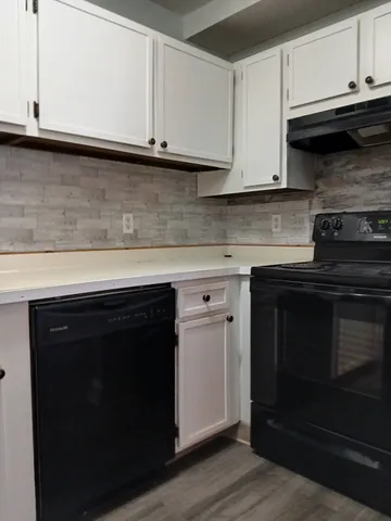 $1,050 | 180 Fulton Street, Unit 1, Fall River, MA 02720