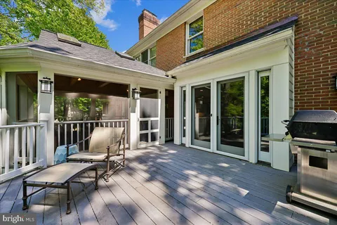 $1,765,000 | 6904 Earlsgate Way, North Bethesda, MD 20852