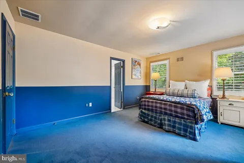 $1,765,000 | 6904 Earlsgate Way, North Bethesda, MD 20852
