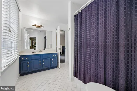 $1,765,000 | 6904 Earlsgate Way, North Bethesda, MD 20852