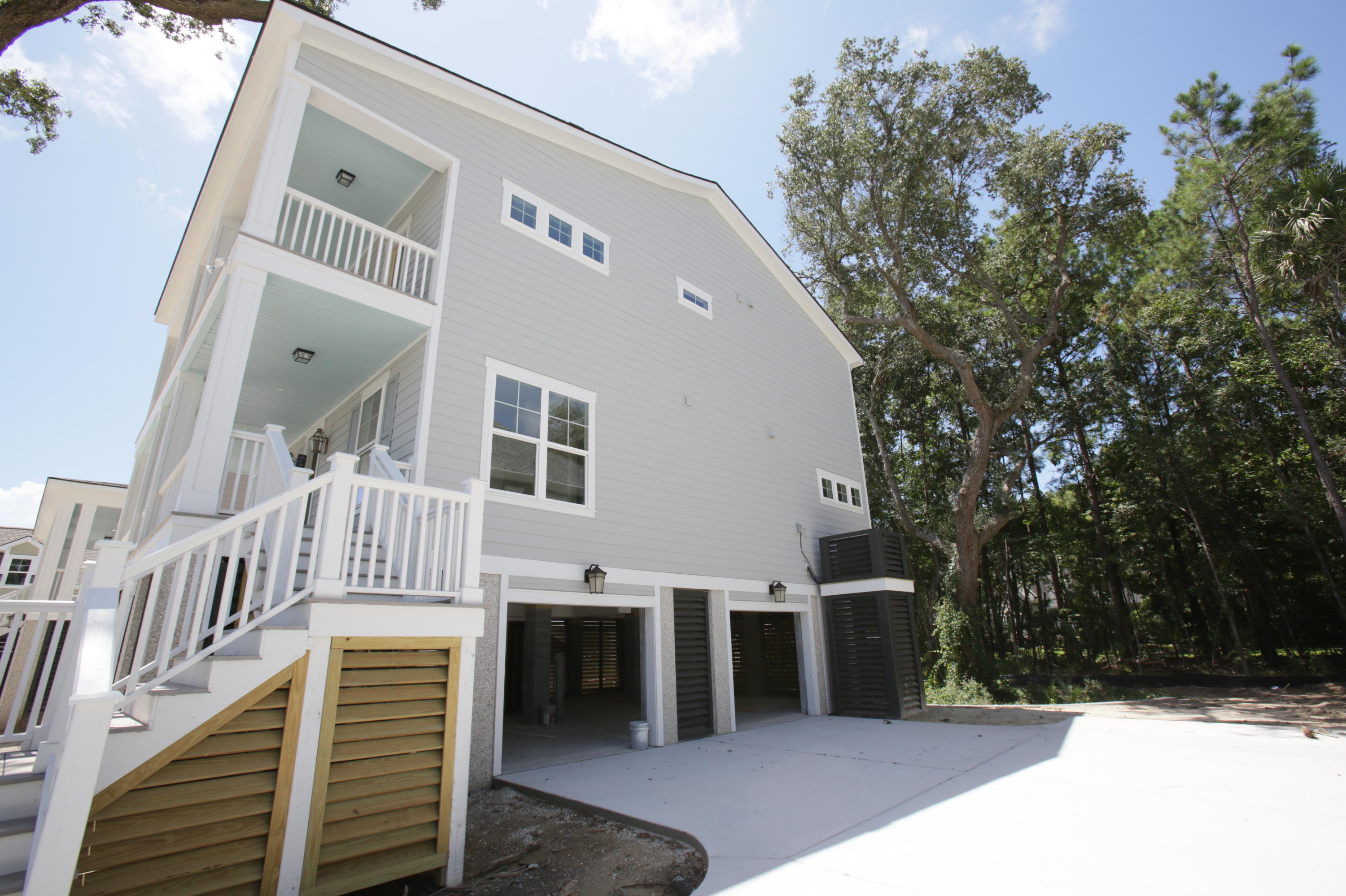 1497 Red Tide Road Mount Pleasant, SC 29466 - Photo 2 of 47 665A0865