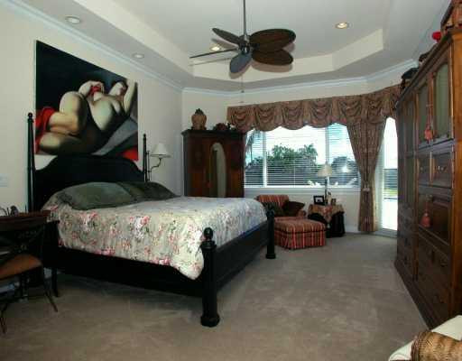 2432 Southwest 112th Way Davie, FL 33325 - Photo 4 of 8 Master Bedroom