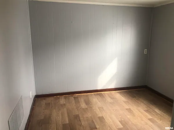 $74,900 | 2800 East Keys Avenue, Springfield, IL 62702