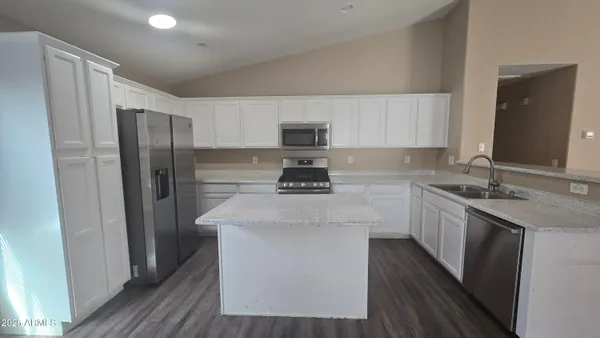 $1,795 | 355 West Holstein Trail, San Tan Valley, AZ 85143