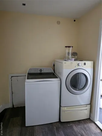 $449,000 | 44 Patchogue Avenue, Mastic, NY 11950
