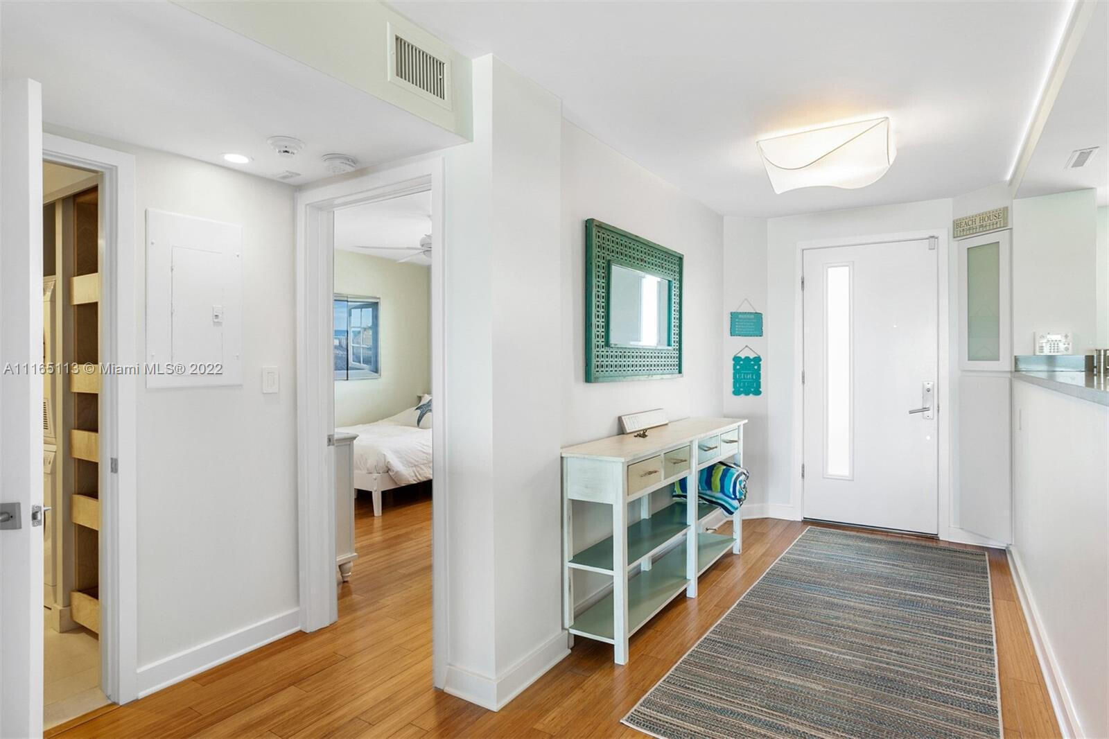 350 South Beach Road, Unit 205 Jupiter, FL 33469 - Photo 3 of 23 Entry Way