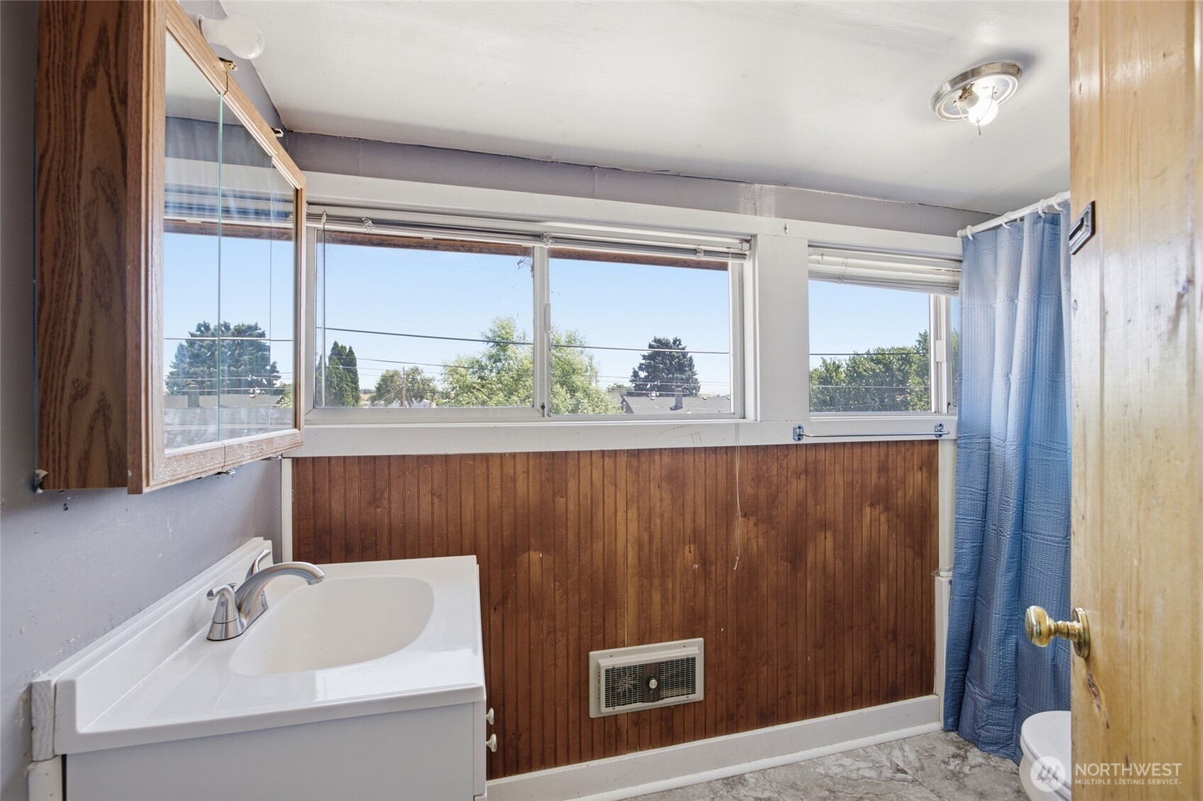 1218 D Street Southwest Ephrata, WA 98823 - Photo 9 of 28