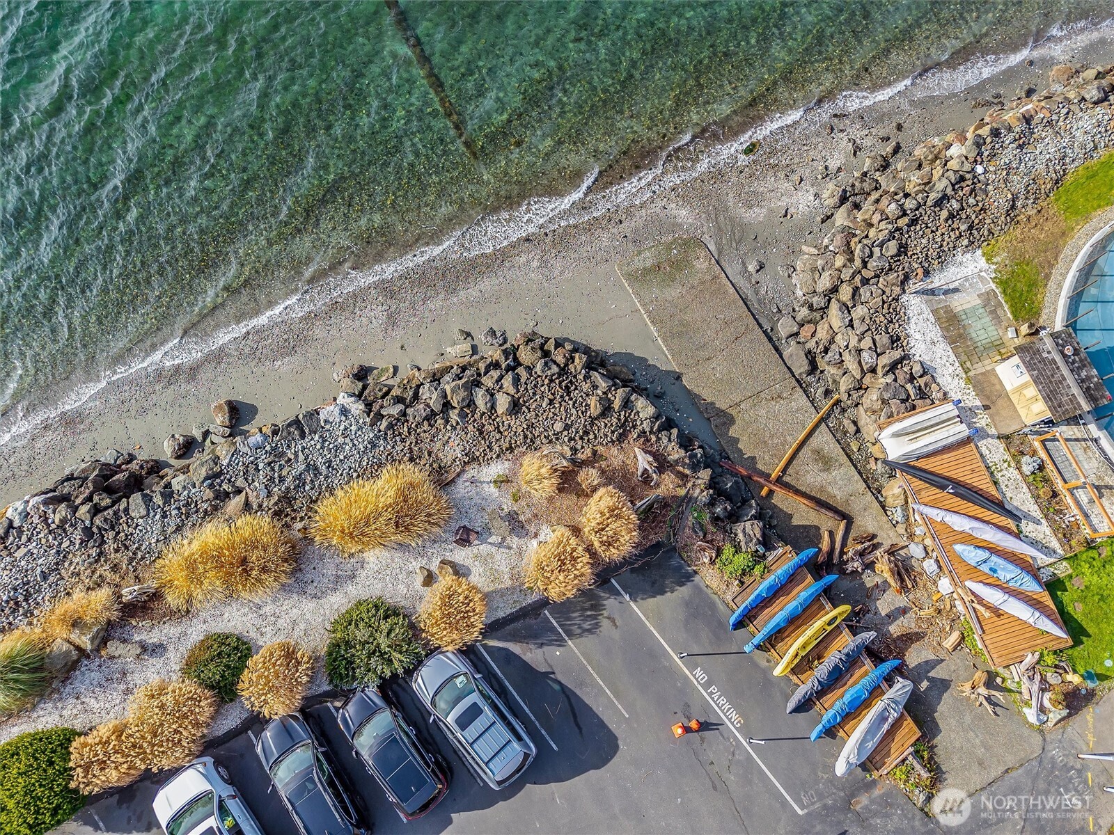 10203 47th Avenue Southwest, Unit D2 Seattle, WA 98146 - Photo 27 of 36 a view of an outdoor space