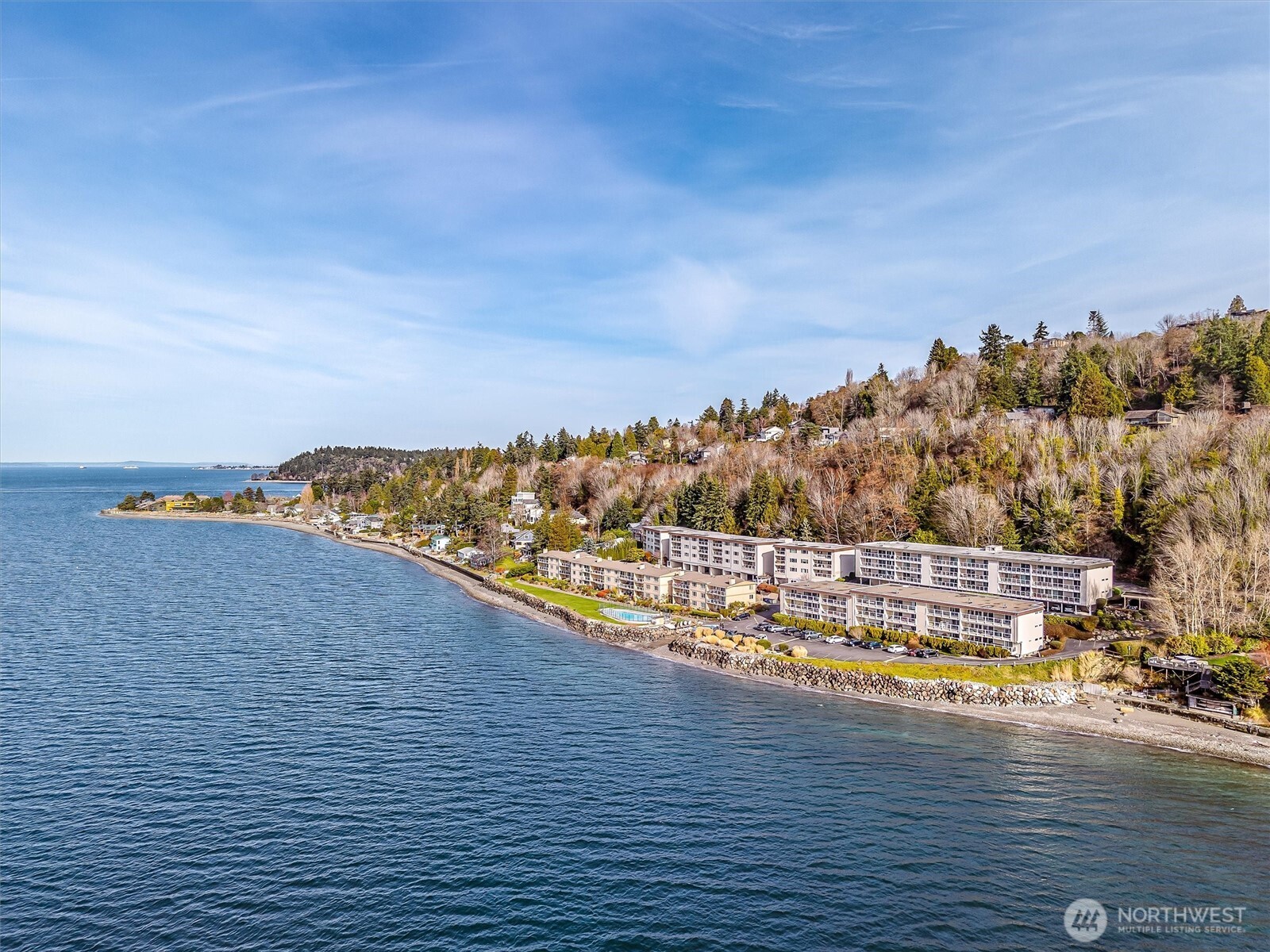 10203 47th Avenue Southwest, Unit D2 Seattle, WA 98146 - Photo 33 of 36 a view of a city