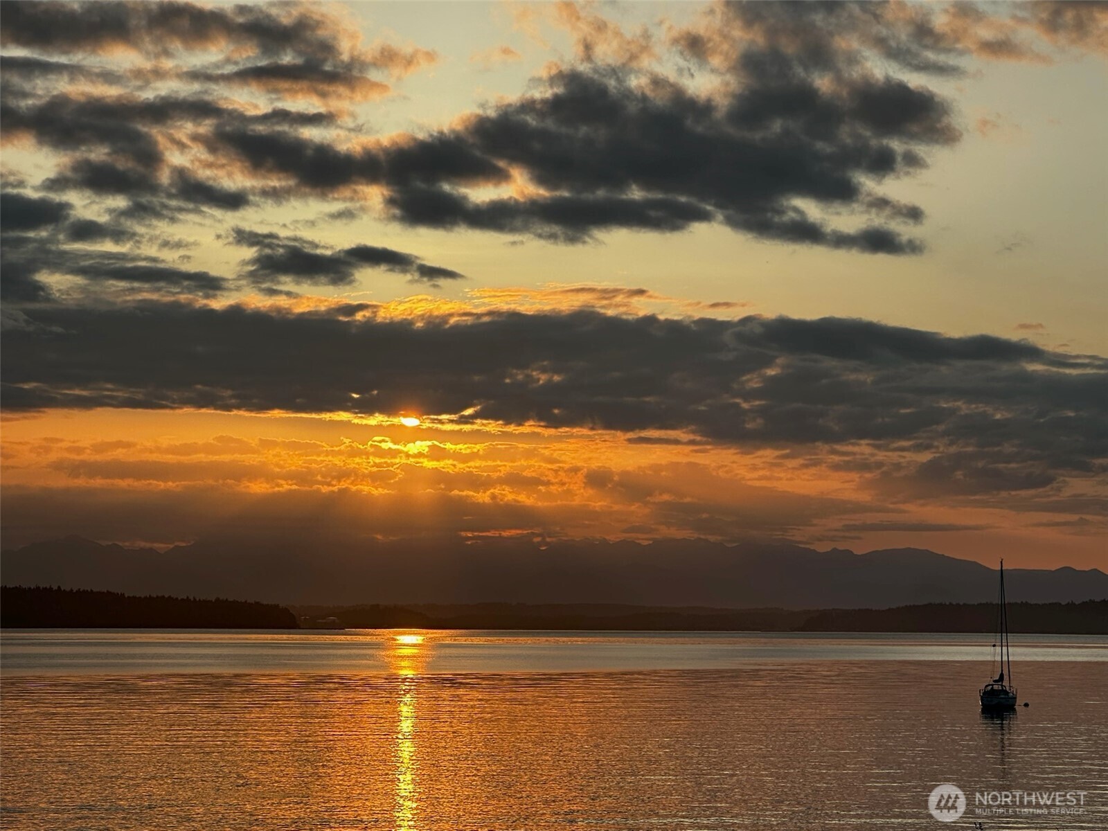10203 47th Avenue Southwest, Unit D2 Seattle, WA 98146 - Photo 35 of 36