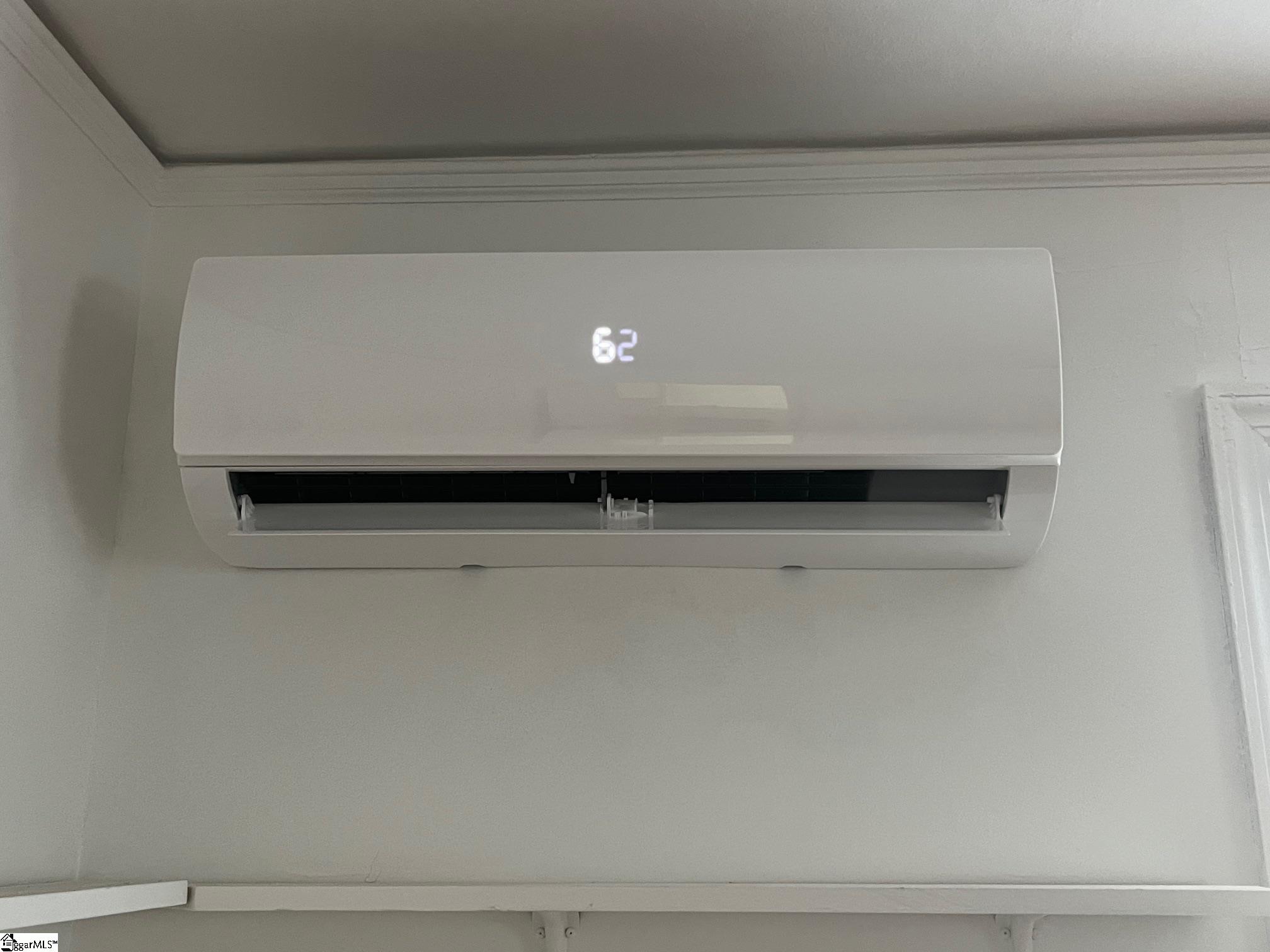 402 North Main Street Greer, SC 29651 - Photo 7 of 10