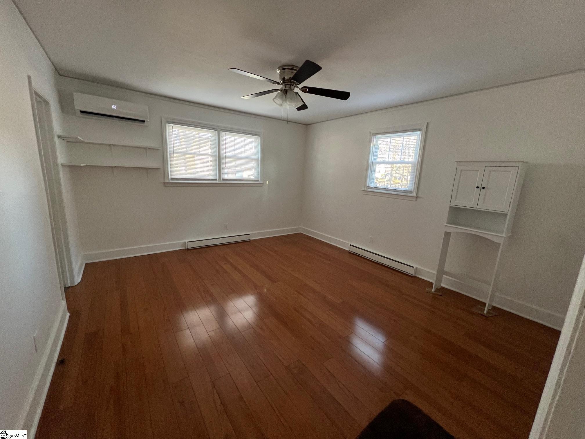 402 North Main Street Greer, SC 29651 - Photo 8 of 10