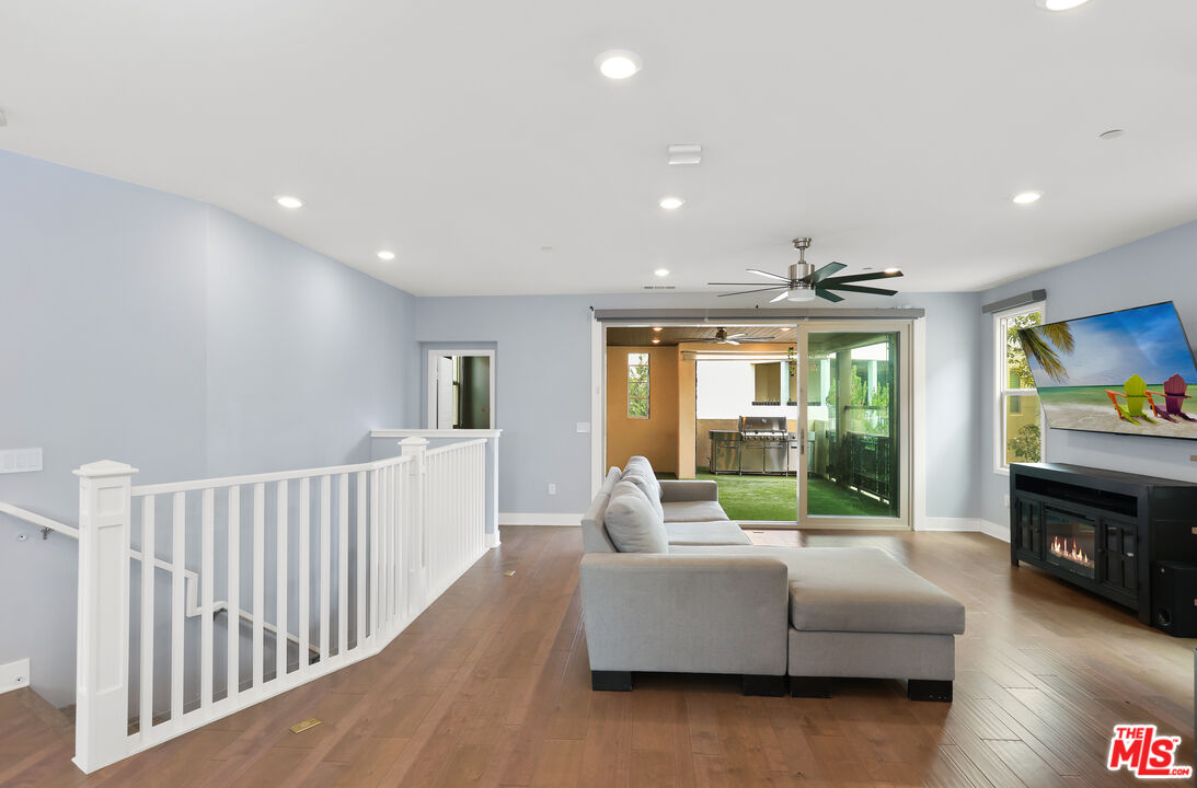 116 Catalyst Irvine, CA 92618 - Photo 21 of 75