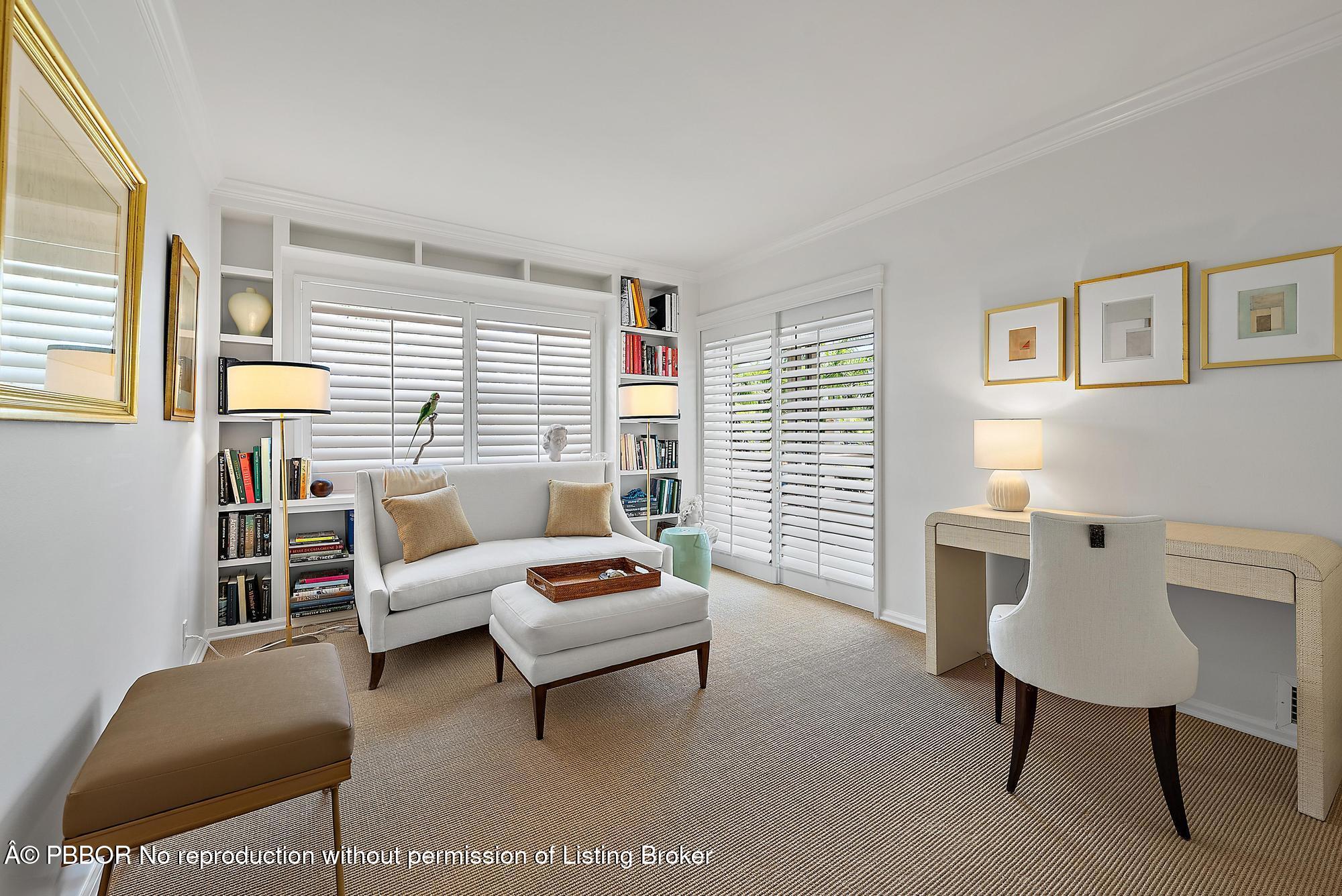 44 Cocoanut Row, Unit 124B Palm Beach, FL 33480 - Photo 2 of 14 44 Cocoanut Row Unit B 124-1