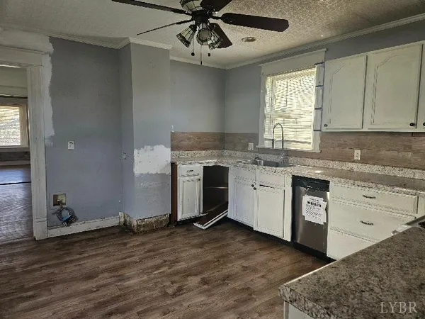 $72,500 | 314 East Hawthorne Street, Covington, VA 24426