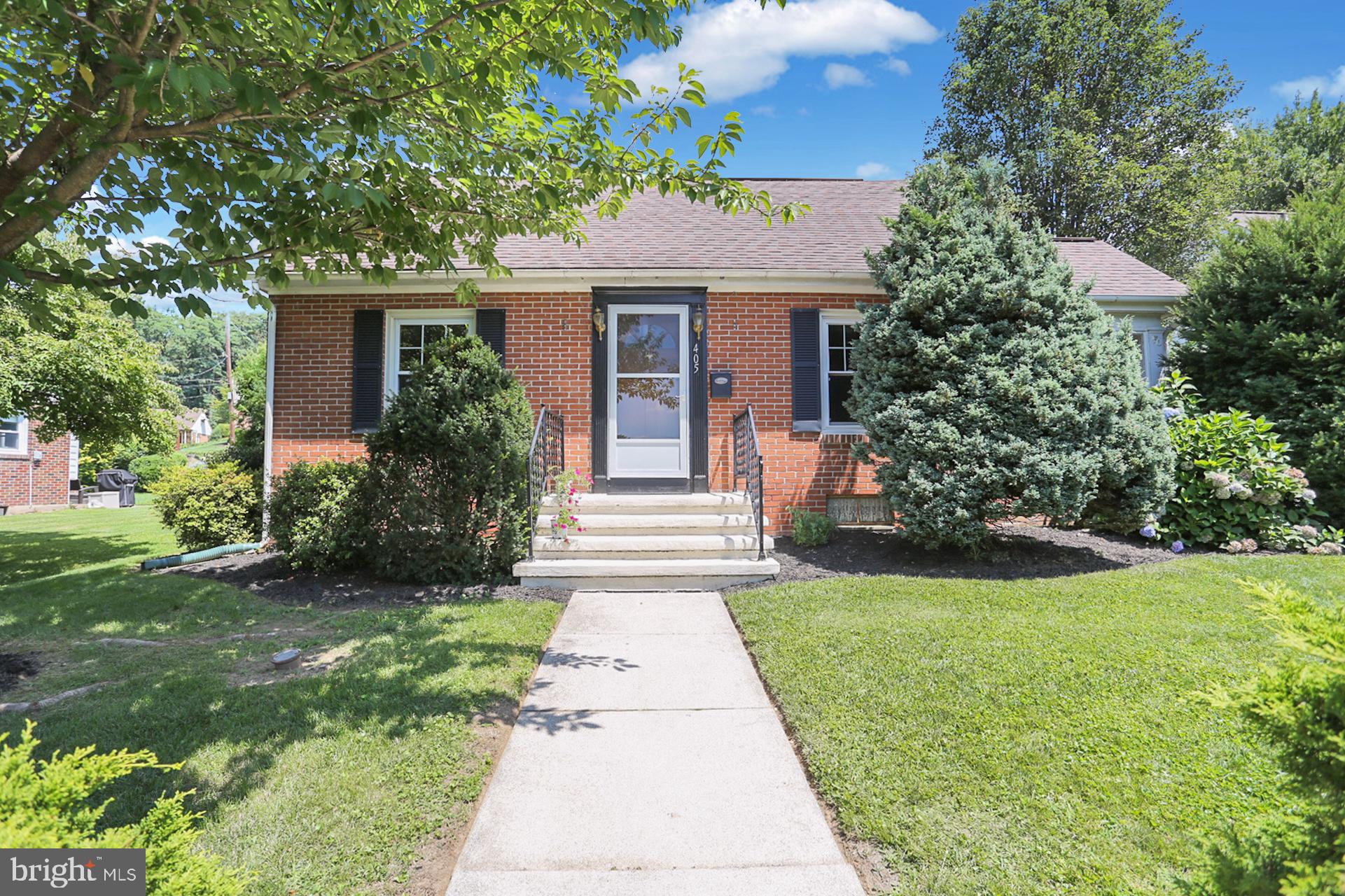 405 North Waverly Street Reading, PA 19607 - Photo 1 of 35 Gallery Image 1