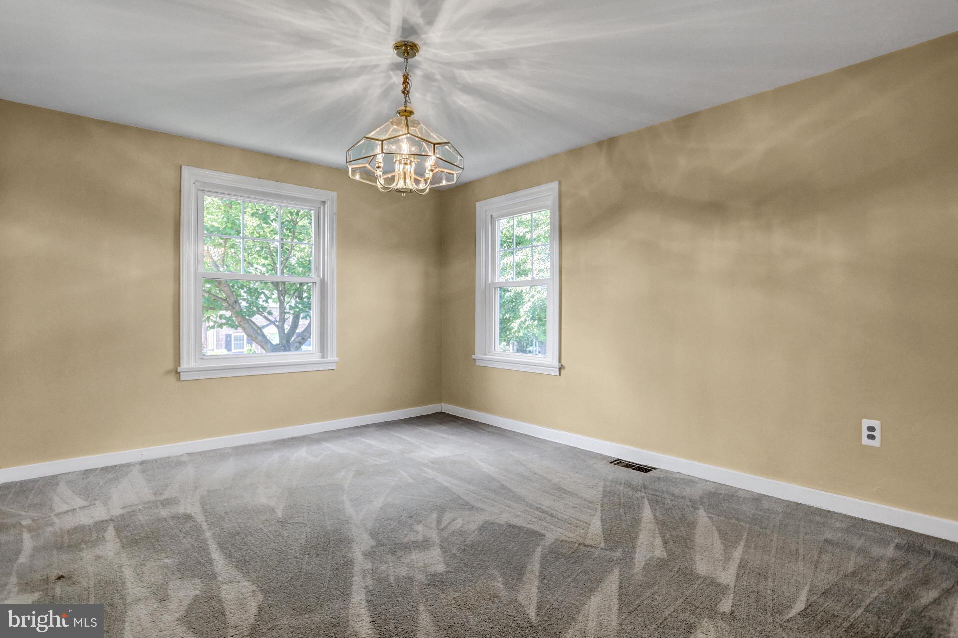 405 North Waverly Street Reading, PA 19607 - Photo 12 of 35 Gallery Image 12