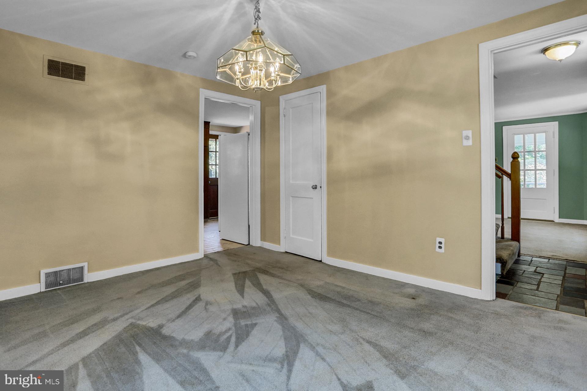 405 North Waverly Street Reading, PA 19607 - Photo 14 of 35 Gallery Image 14